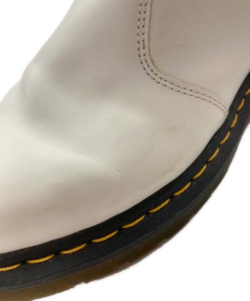 Dr.Martens（ドクターマーチン）Dr.Martens (ドクターマーチン) 2976 YS チェルシーブーツ ホワイト サイズ:US 7の古着・服飾アイテム
