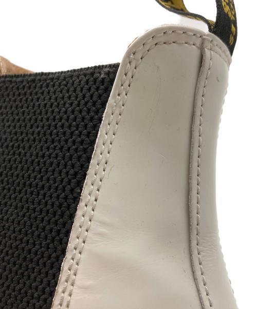 Dr.Martens（ドクターマーチン）Dr.Martens (ドクターマーチン) 2976 YS チェルシーブーツ ホワイト サイズ:US 7の古着・服飾アイテム