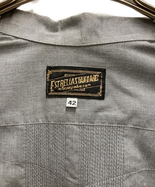 ESTRELLASTANDARD（エストレアスタンダード）ESTRELLASTANDARD (エストレアスタンダード) キューバシャツ グレー サイズ:42の古着・服飾アイテム