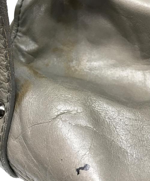 MIU MIU（ミュウミュウ）MIU MIU (ミュウミュウ) ヴィッテロ サイドリボントートバッグ グレーの古着・服飾アイテム