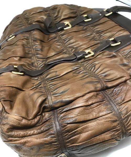 PRADA（プラダ）PRADA (プラダ) ナッパレザーギャザーハンドバッグ ブラウンの古着・服飾アイテム