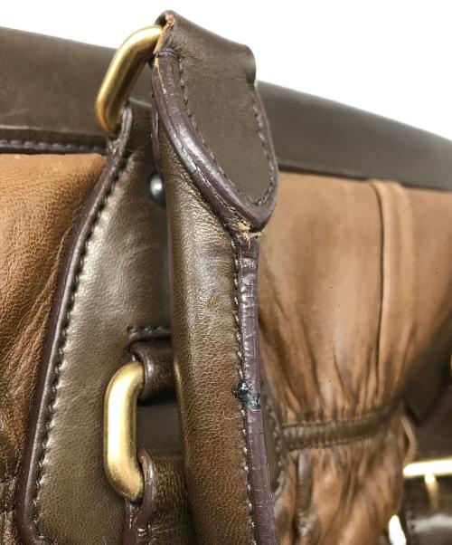 PRADA（プラダ）PRADA (プラダ) ナッパレザーギャザーハンドバッグ ブラウンの古着・服飾アイテム