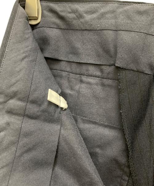 BEAMS F（ビームスエフ）BEAMS F (ビームスエフ) ストライプ 2B テーラードジャケット スラックス ネイビー サイズ:42の古着・服飾アイテム