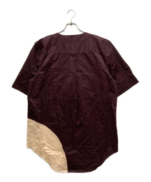 BURBERRY（バーバリー）BURBERRY (バーバリー) バードプリントノーカラーシャツ ベージュ×ボルドー サイズ:Lの古着・服飾アイテム