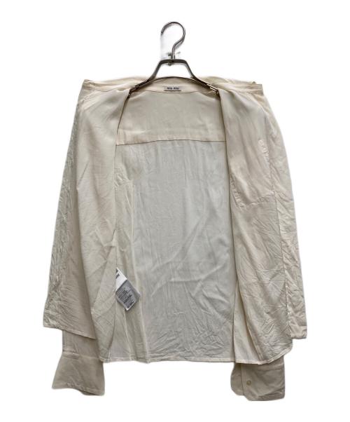 MIU MIU（ミュウミュウ）MIU MIU (ミュウミュウ) シルクシャツ ベージュ サイズ:38の古着・服飾アイテム