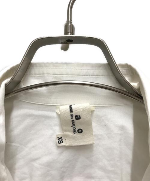 TAO COMME des GARCONS（タオ コムデギャルソン）TAO COMME des GARCONS (タオ コムデギャルソン) 金ボタンレギュラーカラーシャツ ホワイト サイズ:XSの古着・服飾アイテム