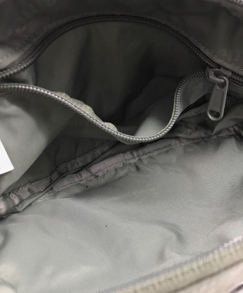 SUPREME（シュプリーム）SUPREME (シュプリーム) WAIST BAG 2.5L カーキ 未使用品の古着・服飾アイテム