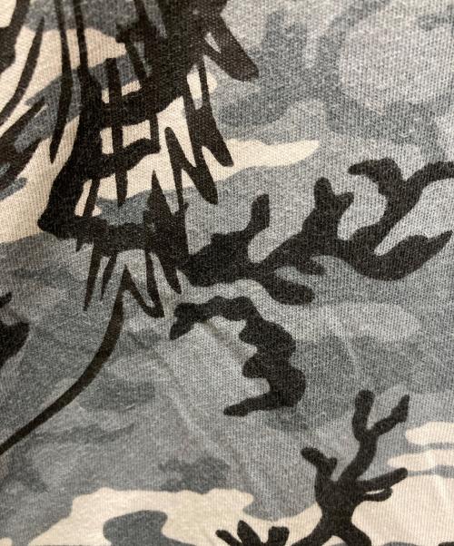 SUPREME（シュプリーム）Supreme (シュプリーム) CRANE S/S TOP WHITE CAMO グレー サイズ:Sの古着・服飾アイテム