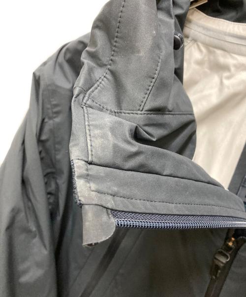 DESCENTE ALLTERRAIN（デザイント オルテライン）DESCENTE ALLTERRAIN (デザイント オルテライン) HARD SHELL JACKET CREAS ブラック サイズ:Mの古着・服飾アイテム