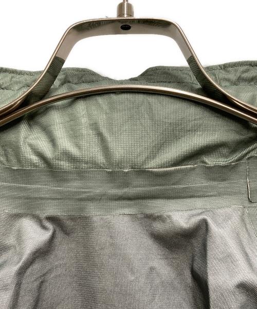 US ARMY（ユーエスアーミー）US ARMY (ユーエスアーミー) APECS ABU GORE-TEX JACKET カーキ サイズ:Lの古着・服飾アイテム