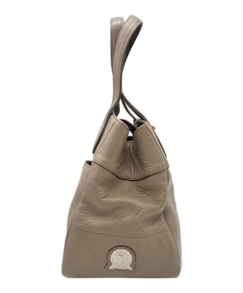 A.D.M.J.（エーディーエムジェイ）A.D.M.J. (エーディーエムジェイ) レザーハンドバッグ ベージュの古着・服飾アイテム