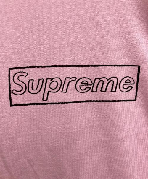 SUPREME（シュプリーム）Supreme (シュプリーム) KAWS (カウズ) ロゴTシャツ ピンク サイズ:Sの古着・服飾アイテム