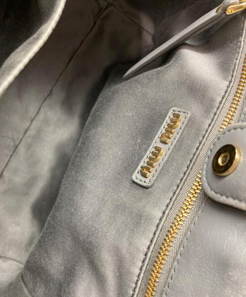 MIU MIU（ミュウミュウ）MIU MIU (ミュウミュウ) MATELASSE/2WAYバッグ グレーの古着・服飾アイテム