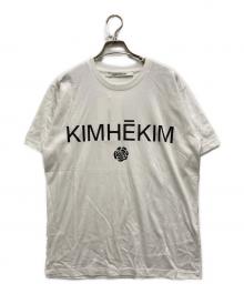 Kimhekim（キムヘキム）の古着「ローズロゴプリントTシャツ」｜ホワイト
