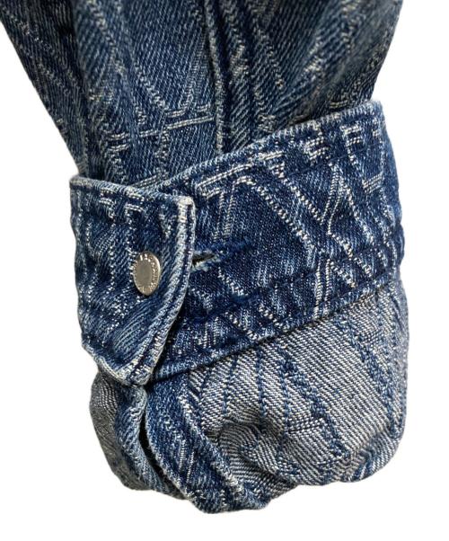 ARMANI EXCHANGE（アルマーニ エクスチェンジ）ARMANI EXCHANGE (アルマーニ エクスチェンジ) オールオーバーロゴ デニムジャケット インディゴ サイズ:XSの古着・服飾アイテム