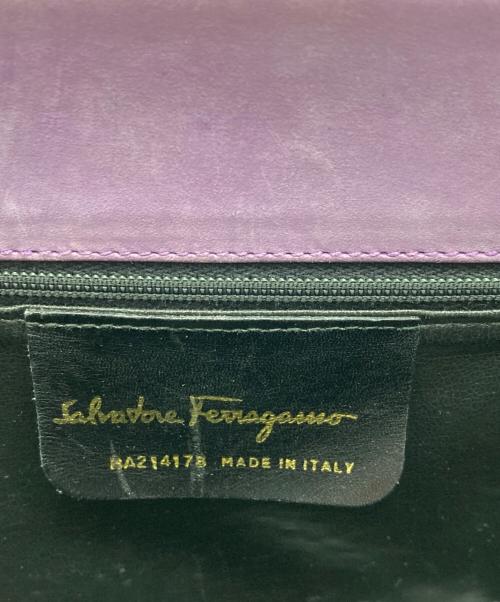 Salvatore Ferragamo（サルヴァトーレ フェラガモ）Salvatore Ferragamo (サルヴァトーレ フェラガモ) ヌバックヴァラリボンハンドバッグ パープルの古着・服飾アイテム