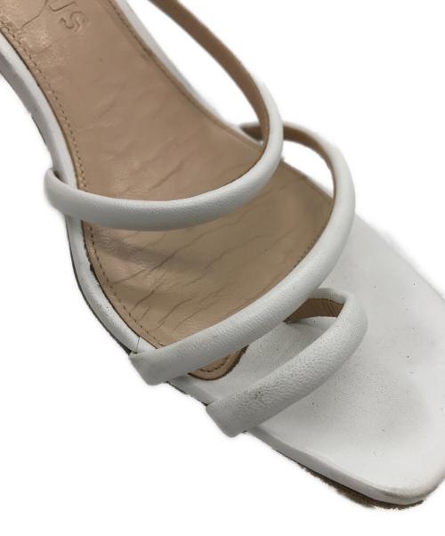 jacquemus（ジャックムス）JACQUEMUS (ジャックムス) Noli leather sandal ホワイト サイズ:38の古着・服飾アイテム