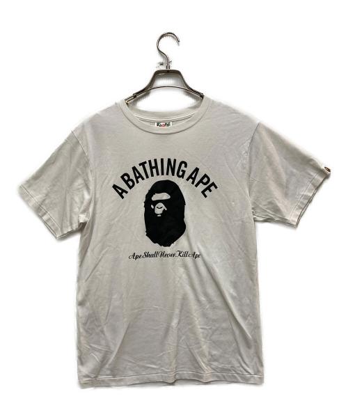 BAPE BY A BATHING APE（ベイプバイアベイシングエイプ）BAPE BY A BATHING APE (ベイプバイアベイシングエイプ) LOGO TEE ホワイト サイズ:Mの古着・服飾アイテム