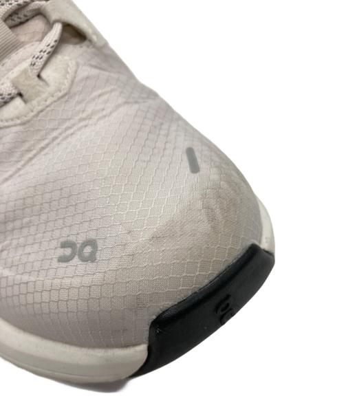 on（オン）On (オン) Cloudrunner 2 Waterproof ベージュ×ホワイト サイズ:US W 9の古着・服飾アイテム