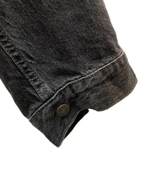 Acne studios（アクネ ストゥディオズ）Acne studios (アクネ ストゥディオズ) リラックスクロップドフィットデニムジャケット ブラック サイズ:34の古着・服飾アイテム