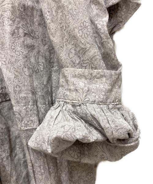 ARTS&SCIENCE（アーツアンドサイエンス）ARTS&SCIENCE (アーツアンドサイエンス) Eyelethole super gather dress グレー サイズ:1の古着・服飾アイテム