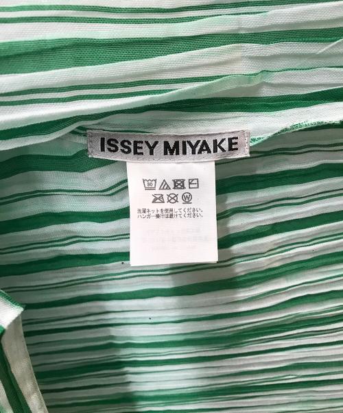 ISSEY MIYAKE（イッセイミヤケ）ISSEY MIYAKE (イッセイミヤケ) GENERIC STRIPES (MACHINE PLEATS) グリーン サイズ:2の古着・服飾アイテム