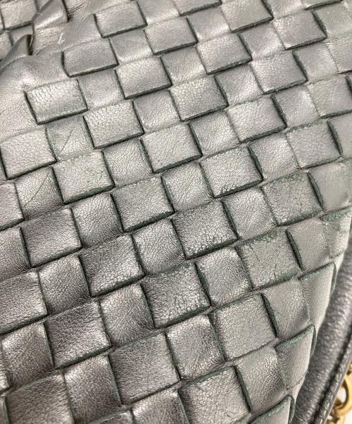 BOTTEGA VENETA（ボッテガベネタ）BOTTEGA VENETA (ボッテガベネタ) ミラー付イントレチャートショルダーバッグ ブラックの古着・服飾アイテム