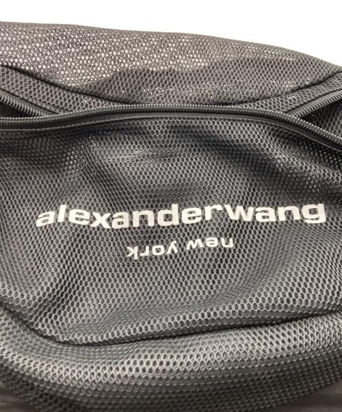 ALEXANDER WANG（アレキサンダー・ワン）ALEXANDER WANG (アレキサンダー・ワン) メッシュボディバッグ ブラックの古着・服飾アイテム