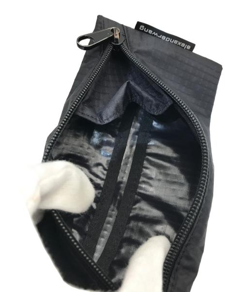 ALEXANDER WANG（アレキサンダー・ワン）ALEXANDER WANG (アレキサンダー・ワン) ネックストラップ付マルチポーチ ピンク×ブラックの古着・服飾アイテム