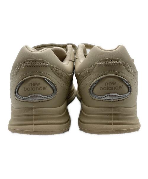 NEW BALANCE（ニューバランス）NEW BALANCE (ニューバランス) ベルクロ ダッドシューズ ベージュ サイズ:US 9の古着・服飾アイテム
