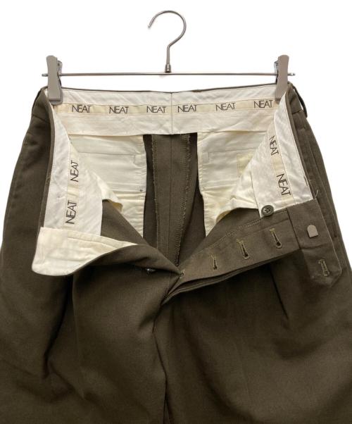 NEAT（ニート）NEAT (ニート) 2タックパンツ オリーブ サイズ:46の古着・服飾アイテム