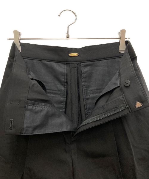 MUSE de Deuxieme Classe（ミューズ ドゥーズィエム クラス）MUSE de Deuxieme Classe (ミューズ ドゥーズィエム クラス) Peter’s suit ショーツ ブラック サイズ:36の古着・服飾アイテム