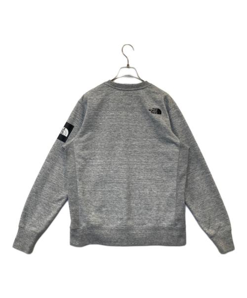 THE NORTH FACE（ザ ノース フェイス）THE NORTH FACE (ザ ノース フェイス) トレーナー スクエアロゴクルー NT11954 グレー サイズ:Mの古着・服飾アイテム