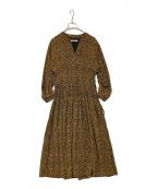 Snidelスナイデル）の古着「ウエストシャーリングプリントワンピース SWFO195040」｜ブラウン