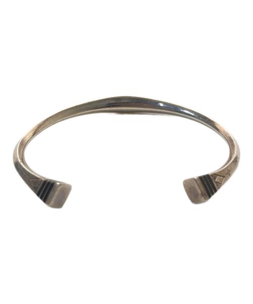 ADAWAT'N TUAREG（アダワットゥン トゥアレグ）Adawat'n Tuareg (アダワットゥン トゥアレグ) バングル グレーの古着・服飾アイテム