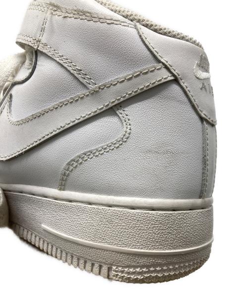 NIKE（ナイキ）NIKE (ナイキ) WMNS AIR FORCE 1 MID 07 LE ホワイト サイズ:24.5の古着・服飾アイテム