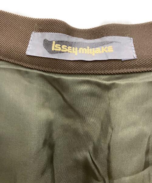 ISSEY MIYAKE（イッセイミヤケ）ISSEY MIYAKE (イッセイミヤケ) テーラードセットアップ ブラウン サイズ:Mの古着・服飾アイテム