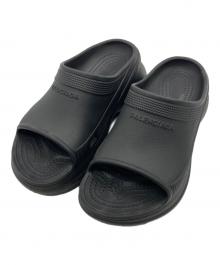 BALENCIAGA×crocs（バレンシアガ×クロックス）の古着「スライドサンダル」｜ブラック