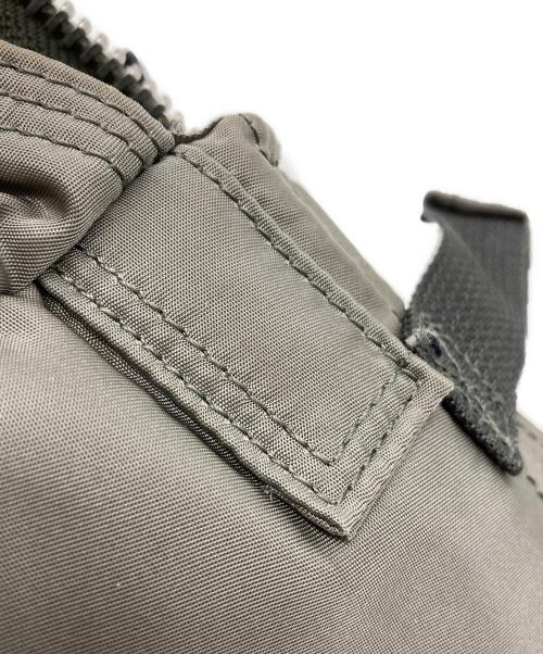 sacai（サカイ）sacai (サカイ) PORTER (ポーター) ミニショルダーバッグ カーキの古着・服飾アイテム
