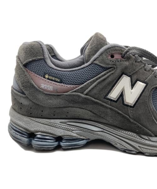 NEW BALANCE（ニューバランス）NEW BALANCE (ニューバランス) 2002R GORE-TEX グレー サイズ:26.5cmの古着・服飾アイテム