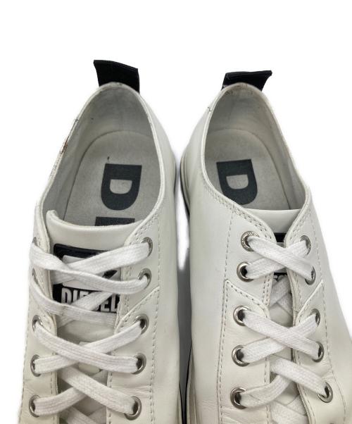 DIESEL（ディーゼル）DIESEL (ディーゼル) S-ASTICO LOW CUT ホワイト サイズ:26.5cmの古着・服飾アイテム