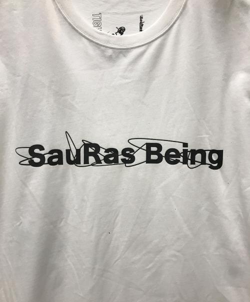 TIGHTBOOTH PRODUCTION（タイトブースプロダクション）TIGHTBOOTH PRODUCTION (タイトブースプロダクション) SauRas Being (ソーラス ビーイング) Tシャツ ホワイト サイズ:Mの古着・服飾アイテム