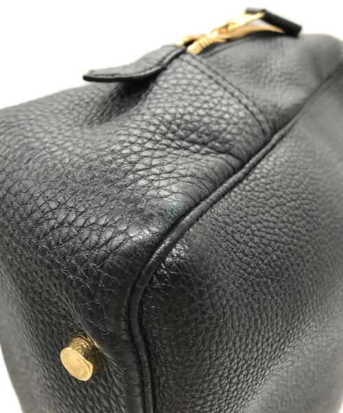 GIORGIO ARMANI（ジョルジョアルマーニ）GIORGIO ARMANI (ジョルジョアルマーニ) レザーハンドバッグ ブラックの古着・服飾アイテム