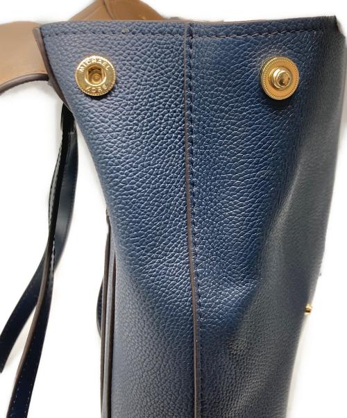 MICHAEL KORS（マイケルコース）MICHAEL KORS (マイケルコース) レザーリュック ネイビーの古着・服飾アイテム