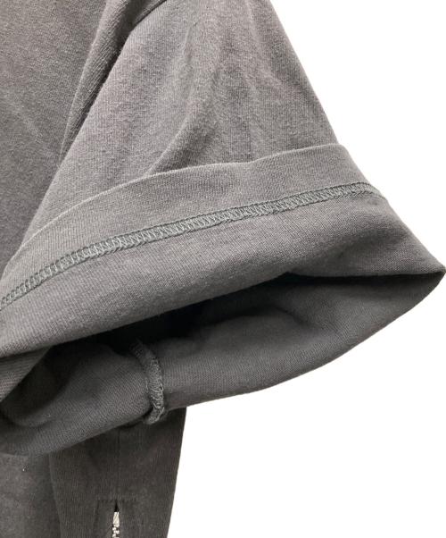 sacai（サカイ）sacai (サカイ) Side Zip Cotton T-Shirt グレー サイズ:2の古着・服飾アイテム