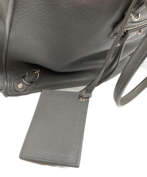 BALENCIAGA（バレンシアガ）BALENCIAGA (バレンシアガ) ペーパー/トートバッグ グレーの古着・服飾アイテム
