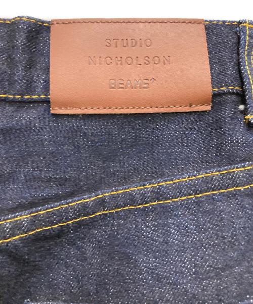 BEAMS PLUS（ビームスプラス）BEAMS PLUS (ビームスプラス) STUDIO NICHOLSON (スタジオ ニコルソン) 別注 HOLLY DENIM JEAN インディゴ サイズ:XSの古着・服飾アイテム