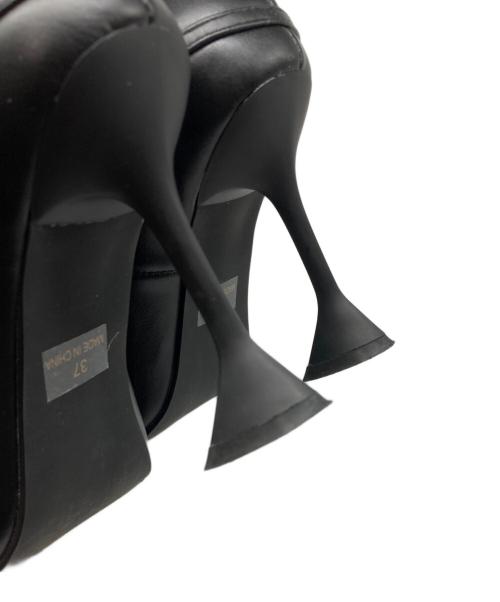 POOLDE（プールデ）POOLDE (プールデ) Belted Horn Pumps ブラック サイズ:37の古着・服飾アイテム