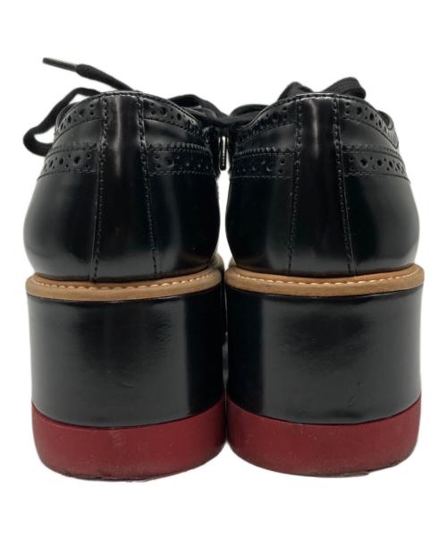 PRADA（プラダ）PRADA (プラダ) ウィングチップシューズ ブラック サイズ:37の古着・服飾アイテム