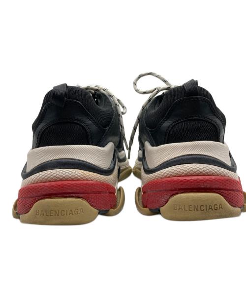 BALENCIAGA（バレンシアガ）BALENCIAGA (バレンシアガ) TRIPLE S ダッドスニーカー ブラック サイズ:US 9の古着・服飾アイテム